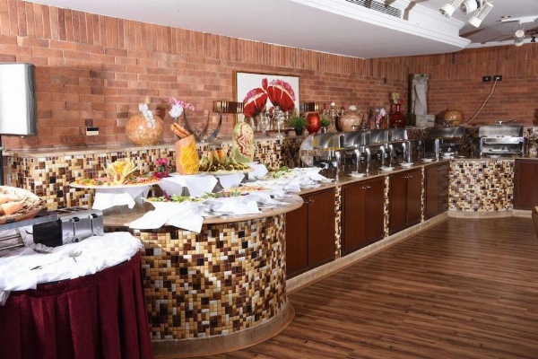 La Fontaine Jeddah Hotel image 25